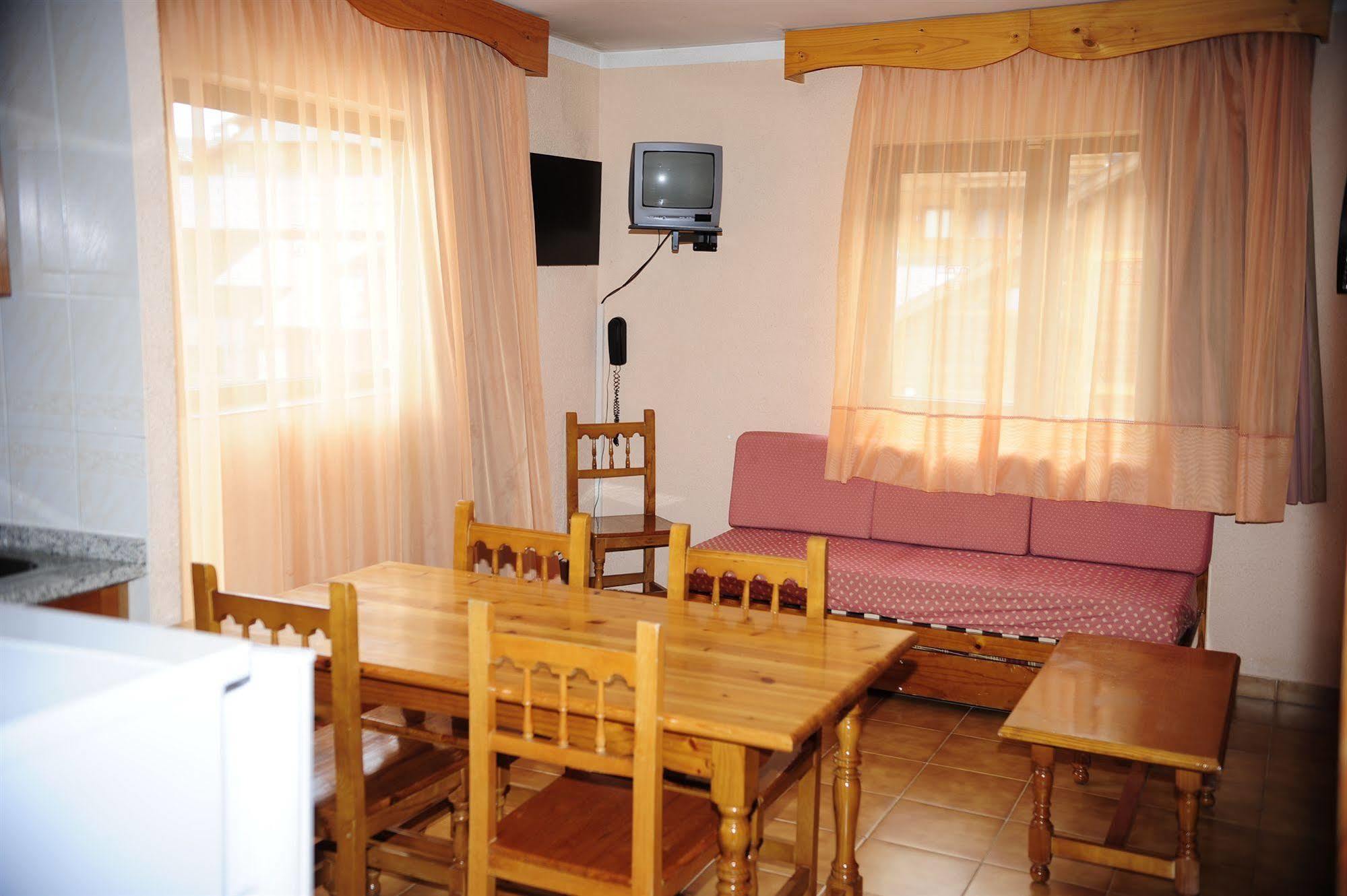 Deusol Apartament *